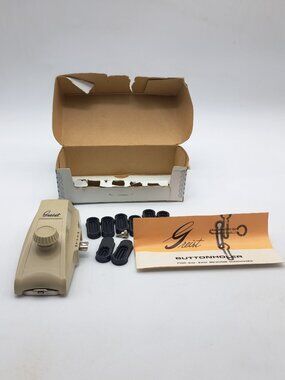 Vintage Greist The Buttonholer Model 7-Z